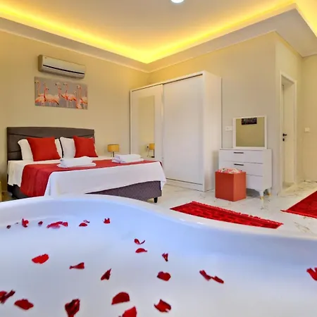 Oludeniz 2 Bedroom 4387 别墅